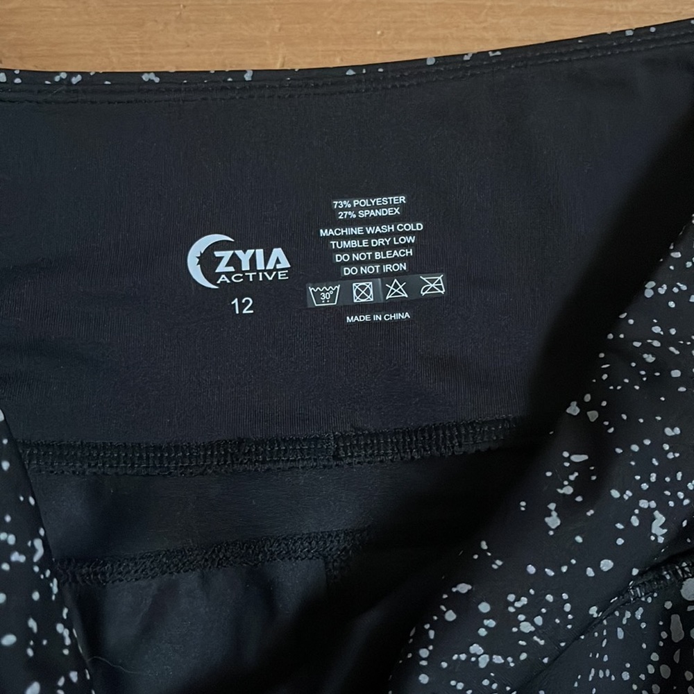 Zyia - Picture 3 of 8